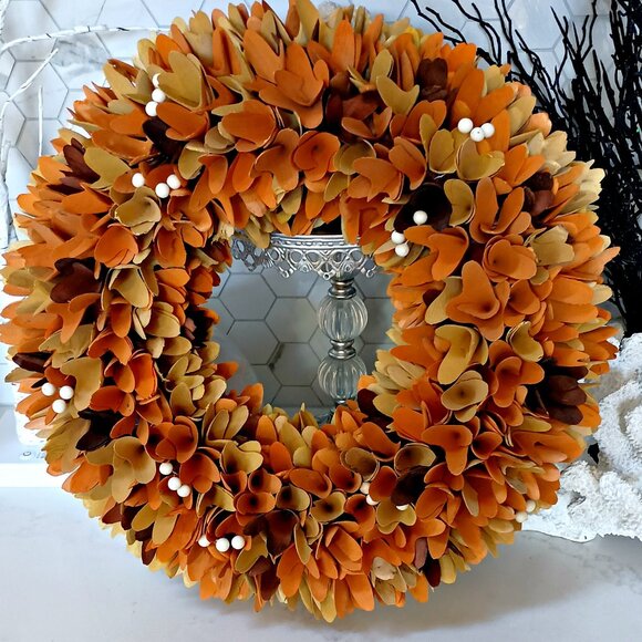 BEAUTIFUL HARVEST WOOD FLOWER WREATH - Picture 3 of 3